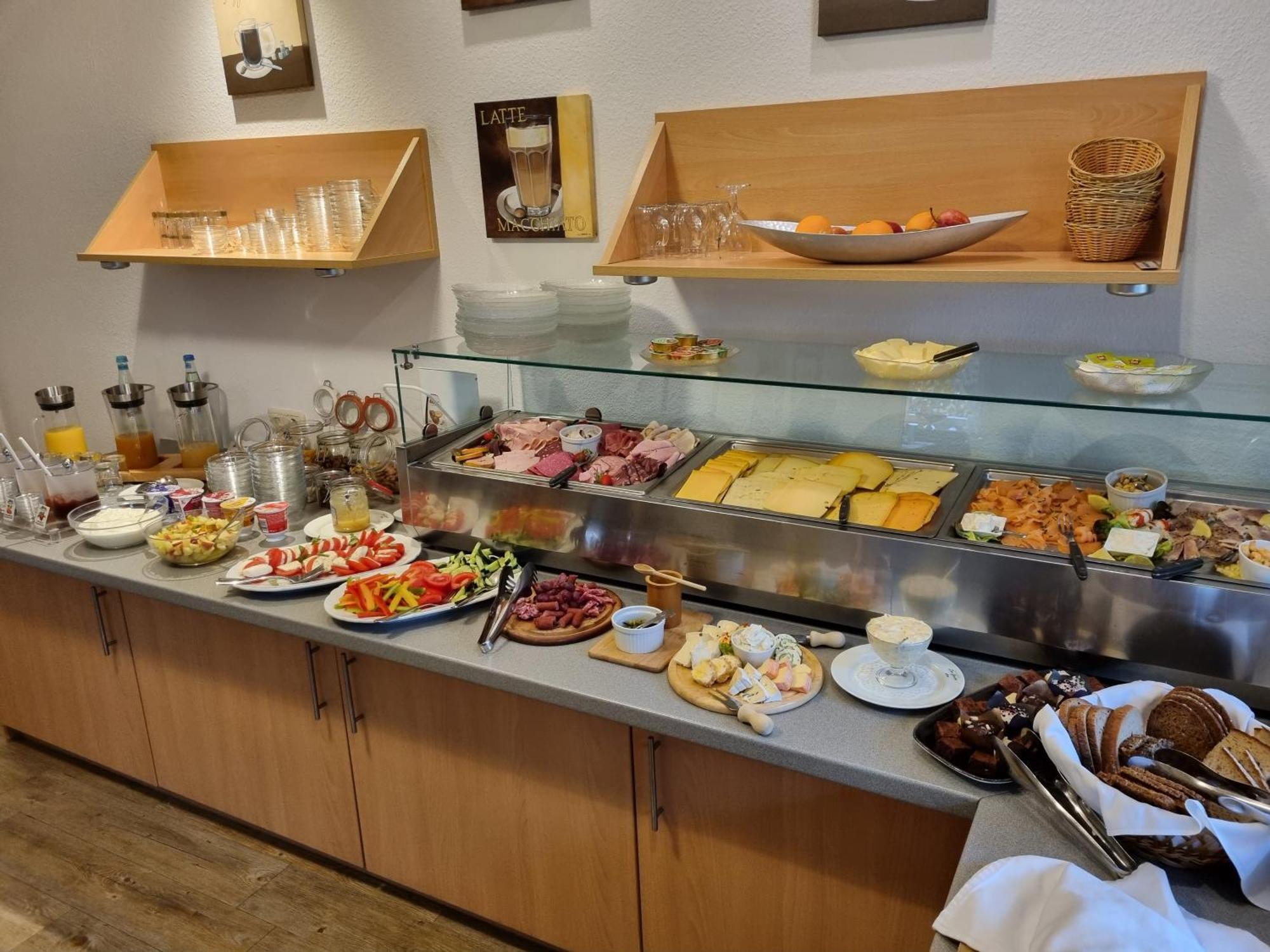 祖尔巴赫维恩酒店 蒙绍 外观 照片